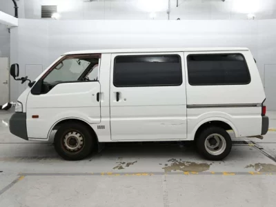 Mazda Bongo Van