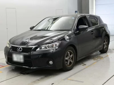 Lexus CT200h