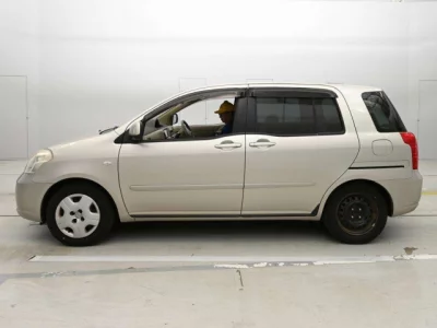 Toyota Raum