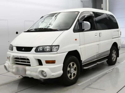 Mitsubishi Delica