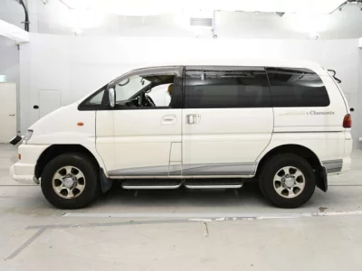 Mitsubishi Delica