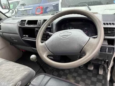 Nissan Vanette