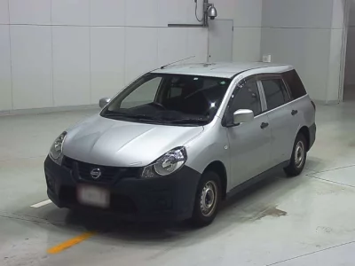 Nissan AD