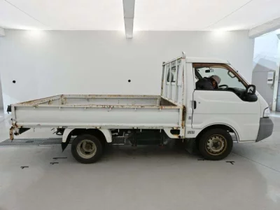 Nissan Vanette Truck