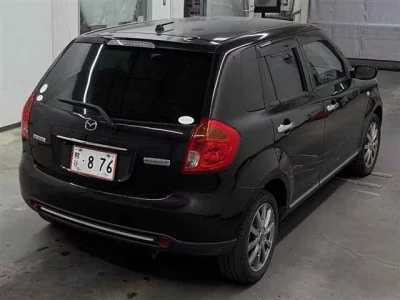 Mazda Verisa