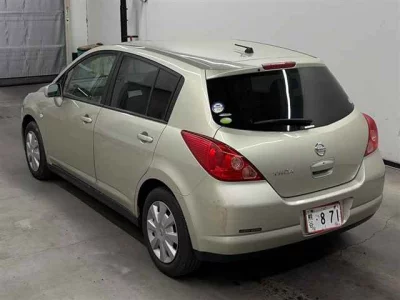 Nissan Tiida