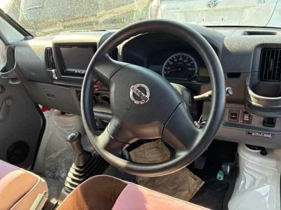 Nissan Clipper Truck