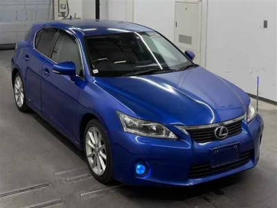 Lexus CT200h