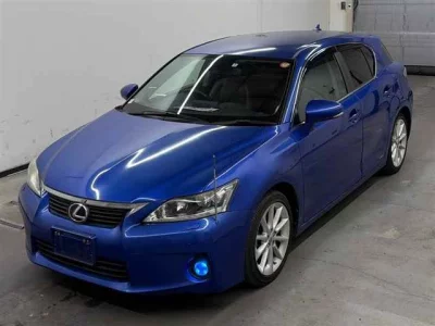 Lexus CT200h