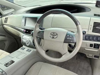 Toyota ESTIMA HYBRID