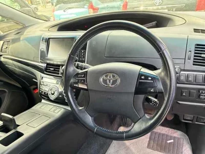 Toyota ESTIMA HYBRID