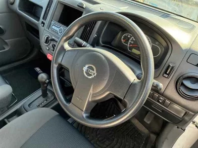 Nissan AD