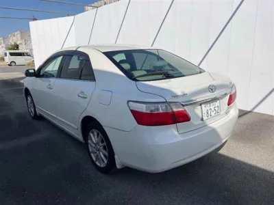 Toyota Premio