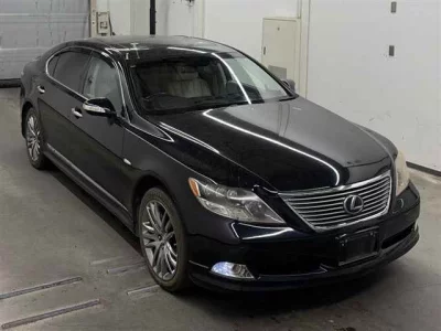 Lexus LS600hL