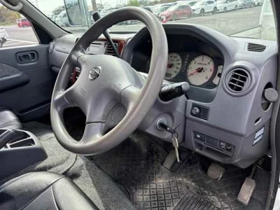 Nissan Caravan