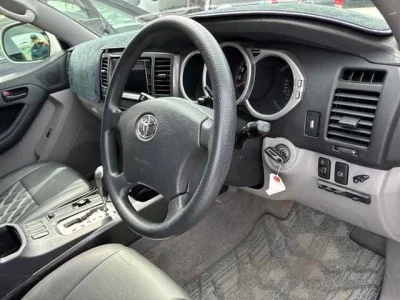 Toyota HILUX SURF