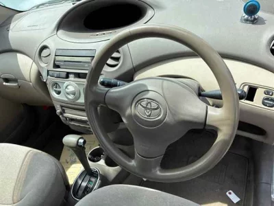Toyota Platz