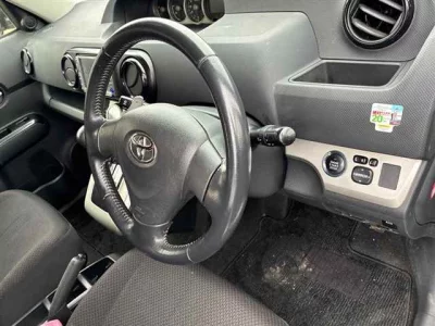 Toyota COROLLA RUMION