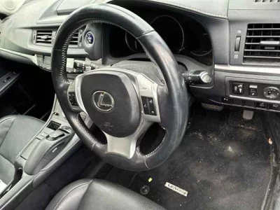 Lexus CT200h
