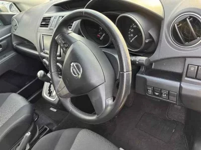 Nissan LAFESTA