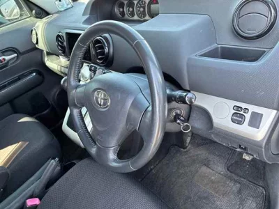 Toyota COROLLA RUMION