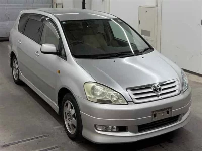 Toyota Ipsum