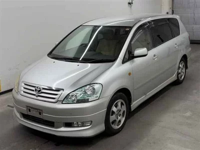 Toyota Ipsum