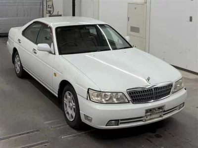 Nissan Laurel