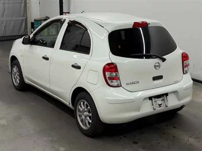 Nissan March