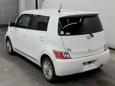 Toyota bB
