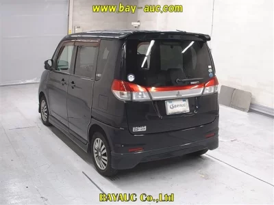 Mitsubishi Delica D:2