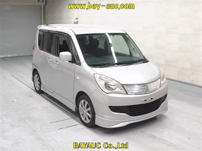 Mitsubishi Delica D:2