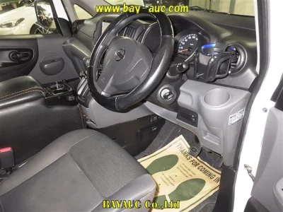 Nissan NV200