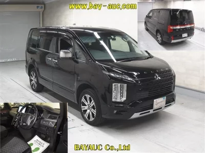 Mitsubishi Delica D:5
