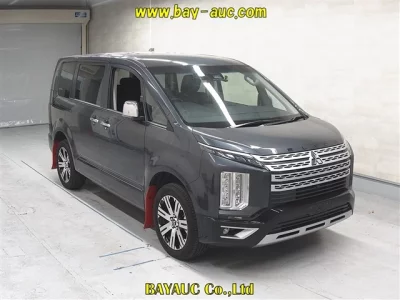 Mitsubishi Delica D:5