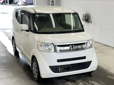 Honda N-Box Slash