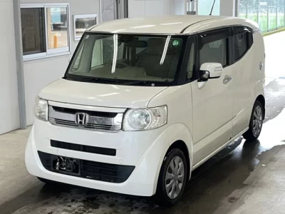 Honda N-Box Slash
