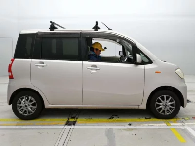 Daihatsu TANTO EXE
