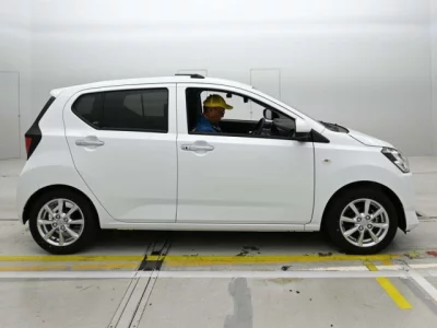 Daihatsu MIRA E S