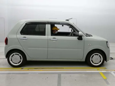 Daihatsu Mira Tocot