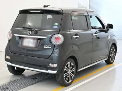 Daihatsu Cast