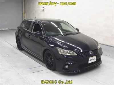 Lexus CT200h