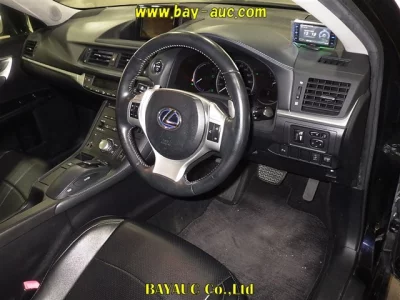 Lexus CT200h