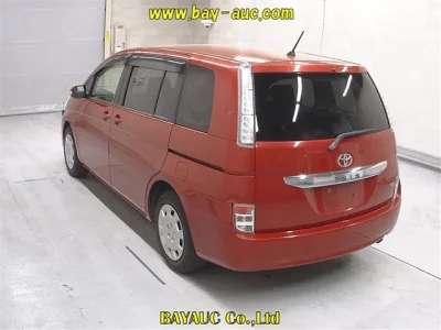 Toyota ISIS
