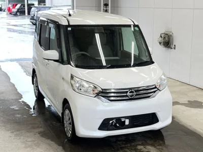 Nissan Dayz Roox