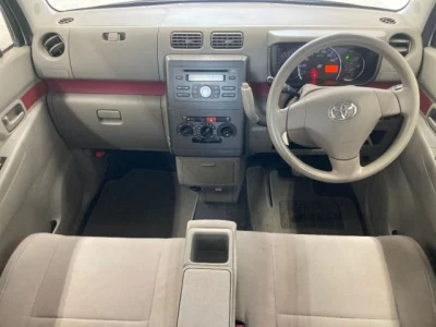 Toyota Pixis Space