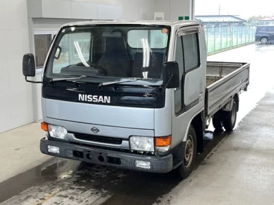Nissan Atlas