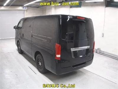 Nissan Caravan