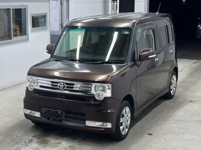 Toyota Pixis Space