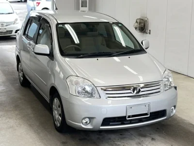 Toyota Raum